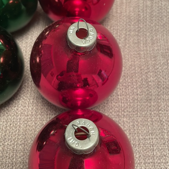 Set of 10 Vintage RAUCH IND. Glass Christmas Ornaments in Good Condition - Picture 5 of 11